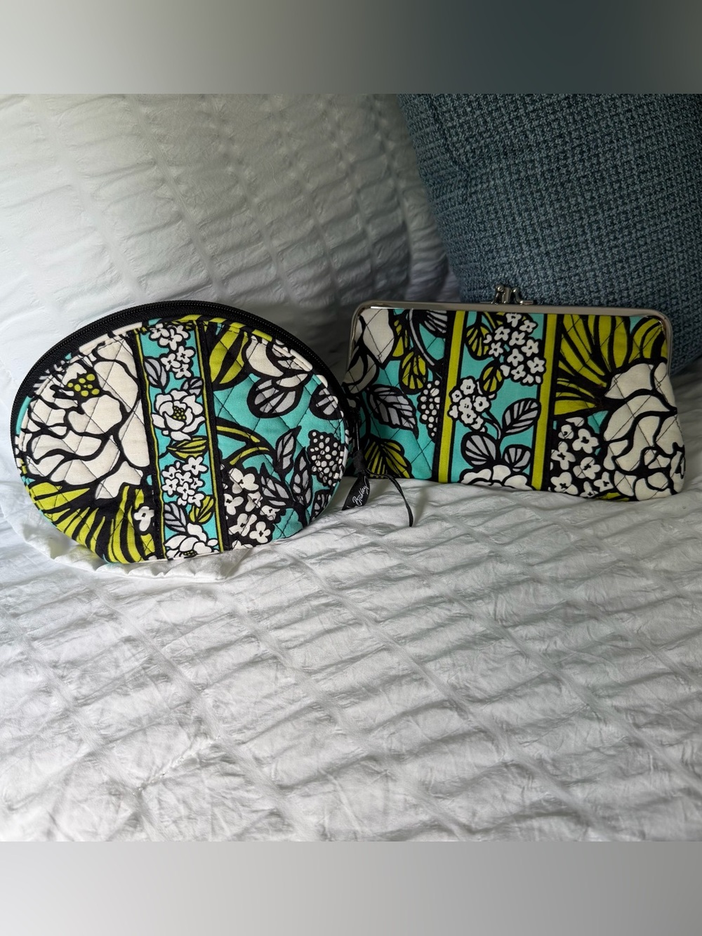 Vera Bradley Kisslock clutch and matching cosmetic